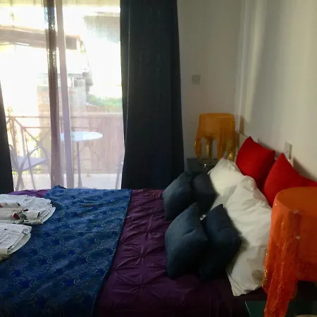 Vangelios Appartement *